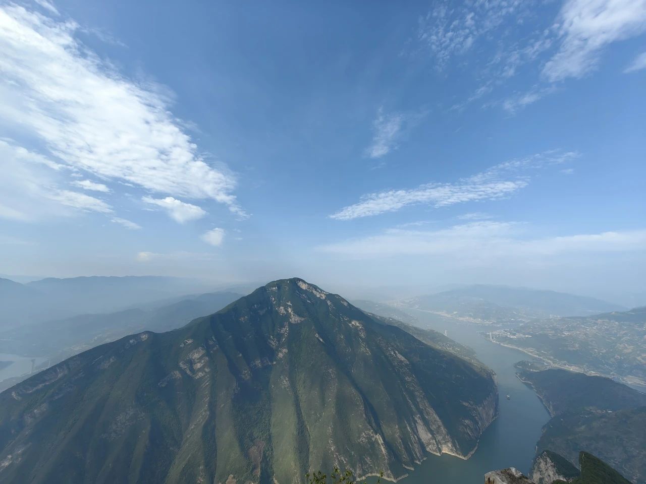 剪影丨星垂平野，月涌江流，德恒太原“浪迹”三峡，感受人与自然之美！
