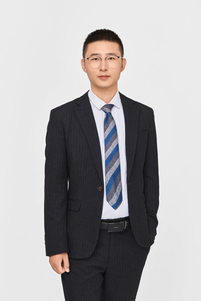 李强